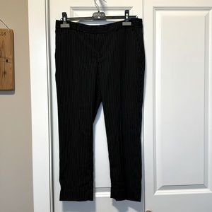 Banana Republic Avery Pinstripe Ankle Length straight cut Dress pants 8 Petite